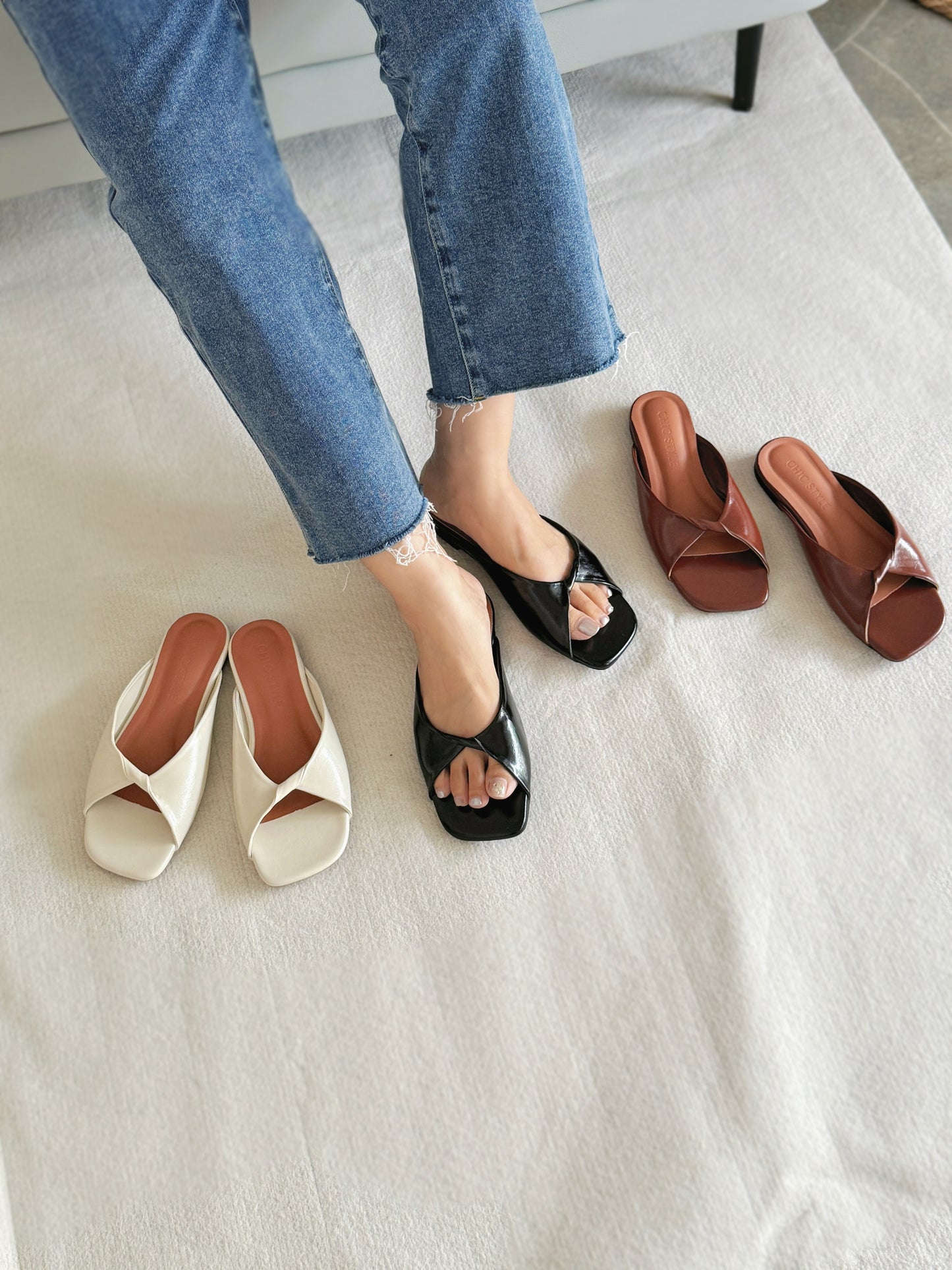 Lorraine Twist Slip On Flats (Black)