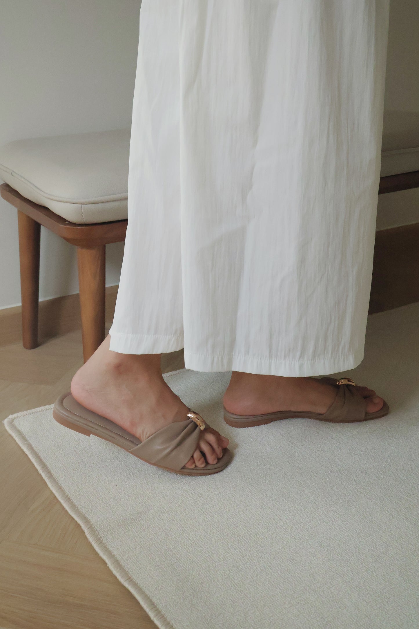 Vera Ribbon Slide Sandals (Taupe)