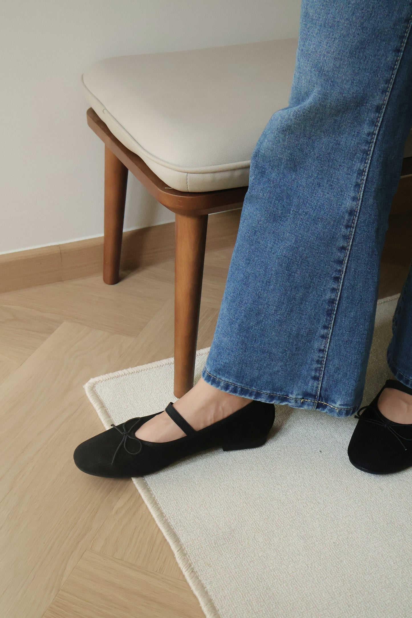 Merey Bow Mary Jane Flats (Black)