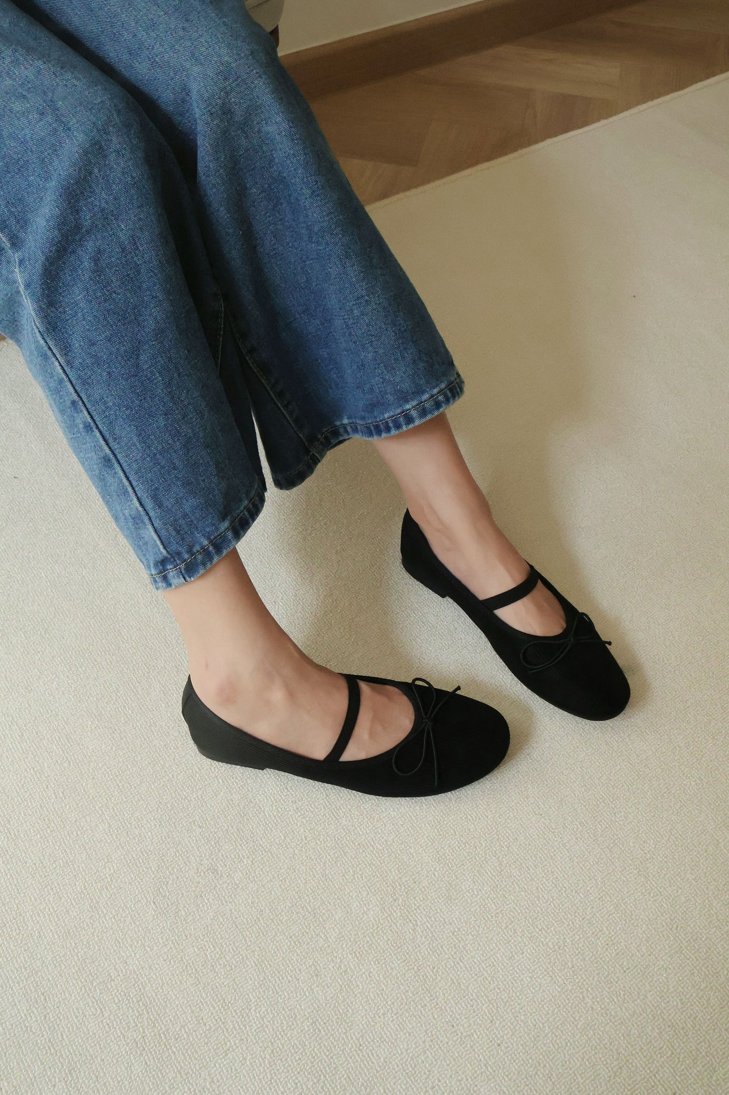 Merey Bow Mary Jane Flats (Black)