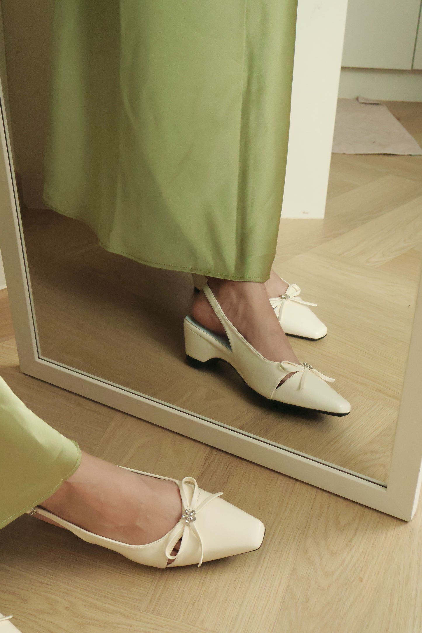 Laurel Bow Slingback Wedge Heels (Cream White / 36 37 38 39)