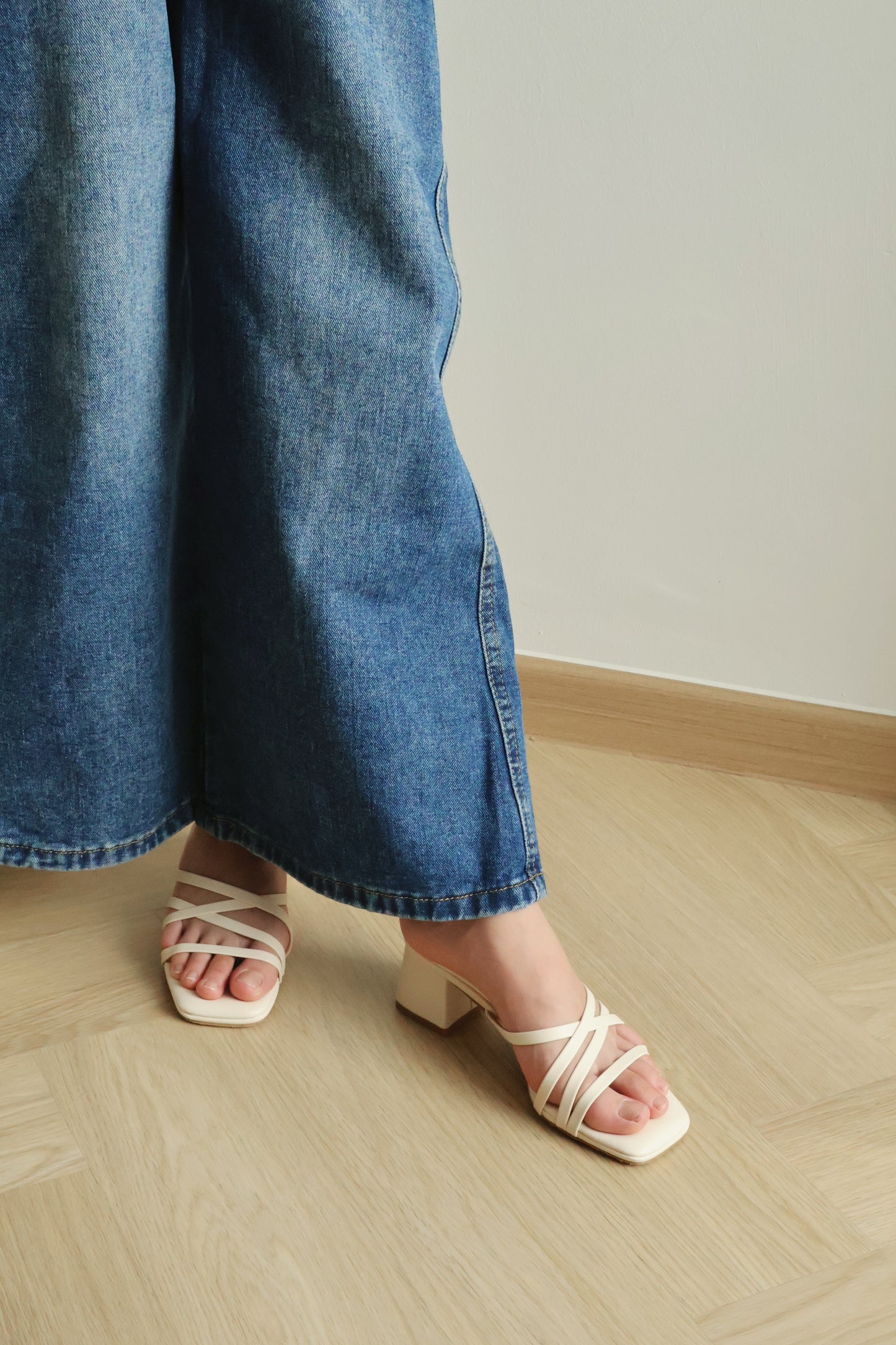 Cassie Strappy Block Heels (CreamWhite)