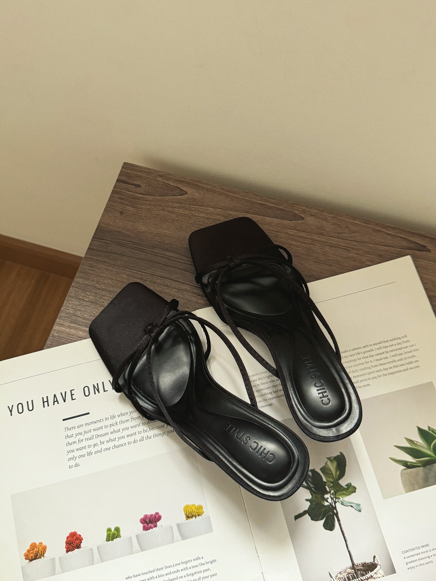 Lane Strappy Heels (Black)