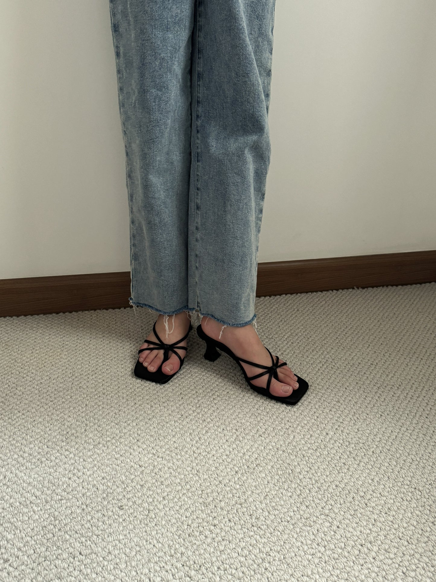 Lane Strappy Heels (Black)