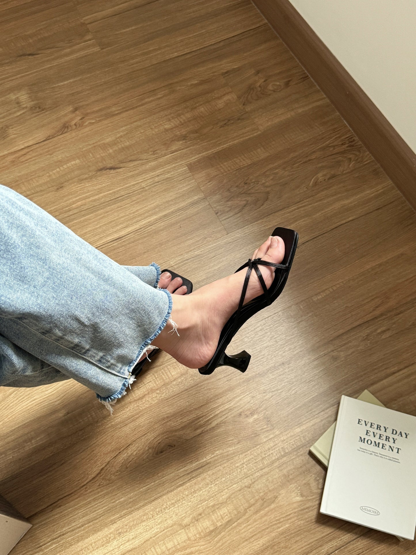 Lane Strappy Heels (Black)