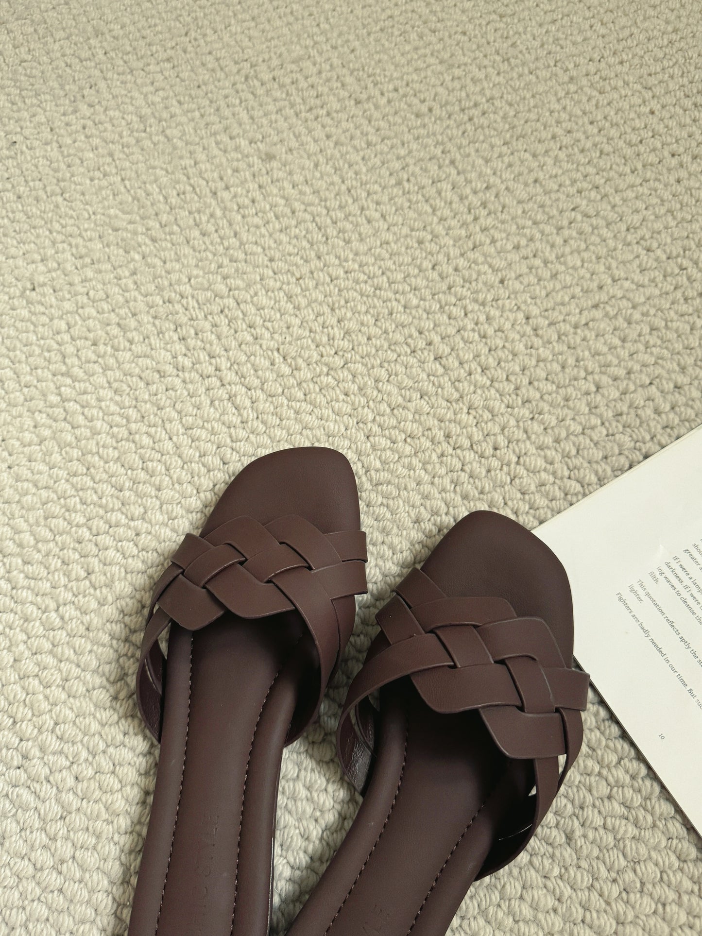 Doris Interwoven Comfy Sandals (Espresso)
