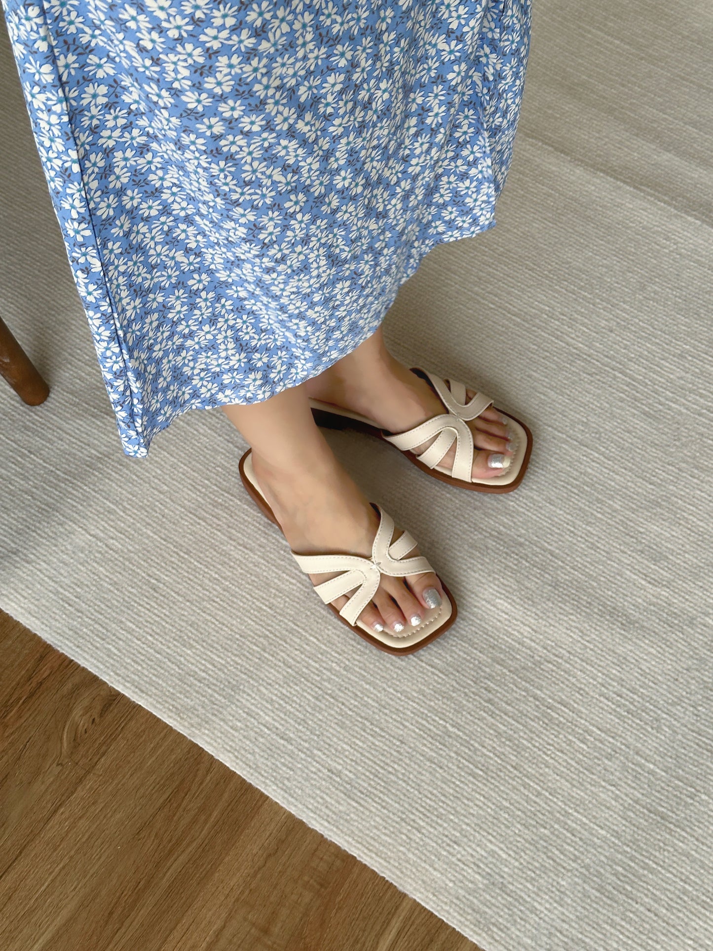 Dolly Slip On Sliders (Cream)