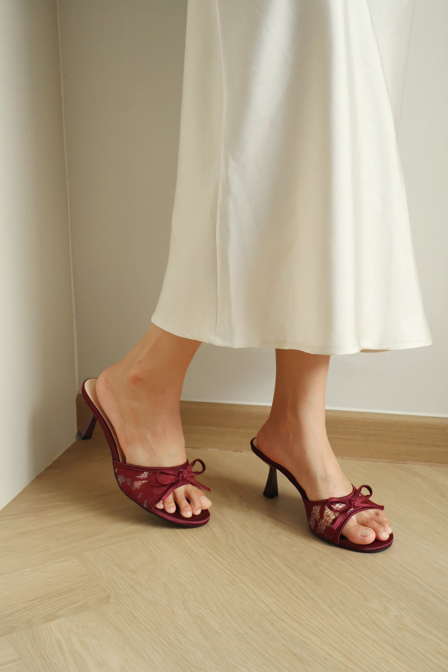 Rosella Lace Sateen Heels (Maroon / 35 36 37 38 39 40)