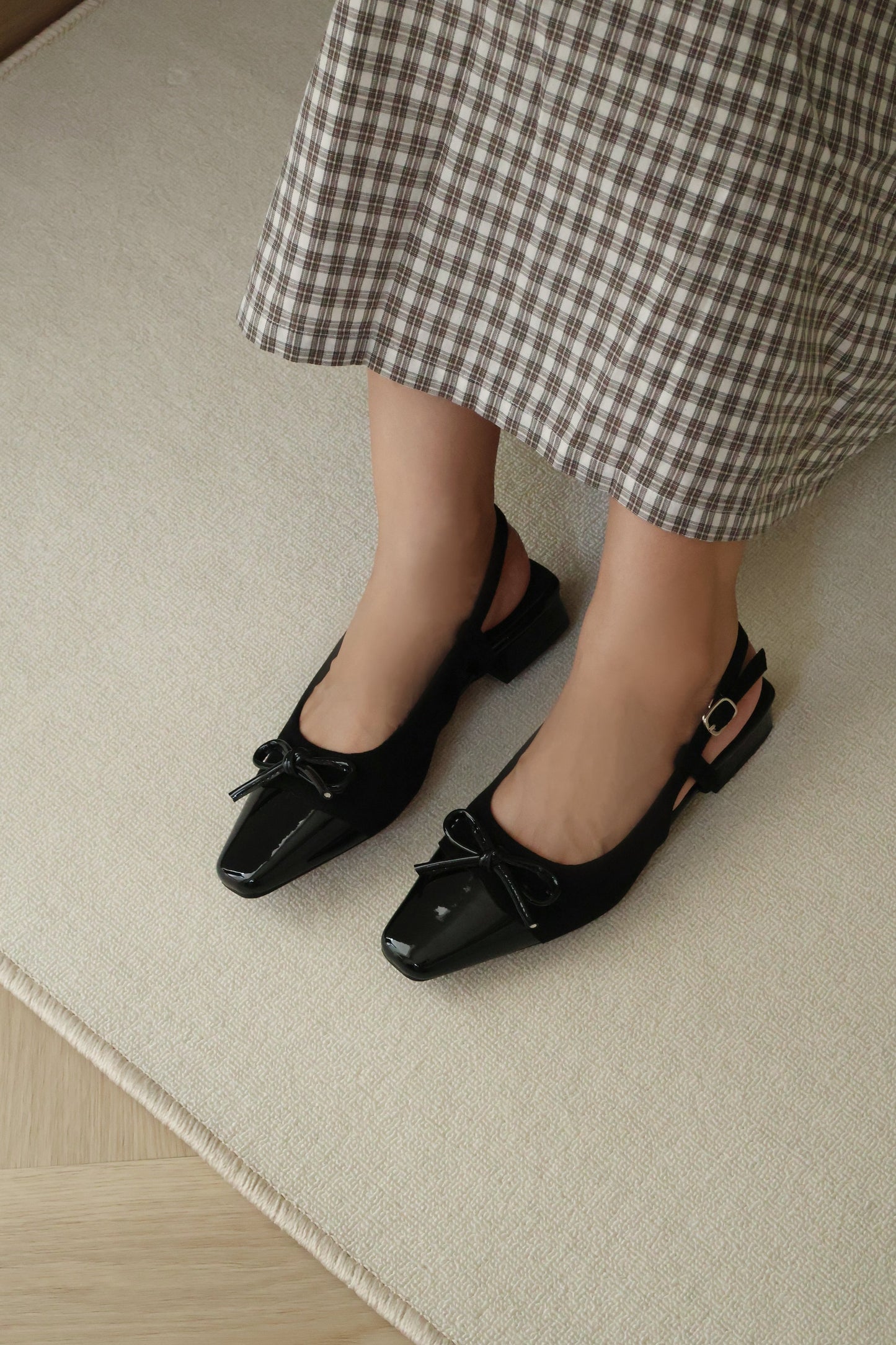 Novella Cute Bow Slingback Heels (Black)