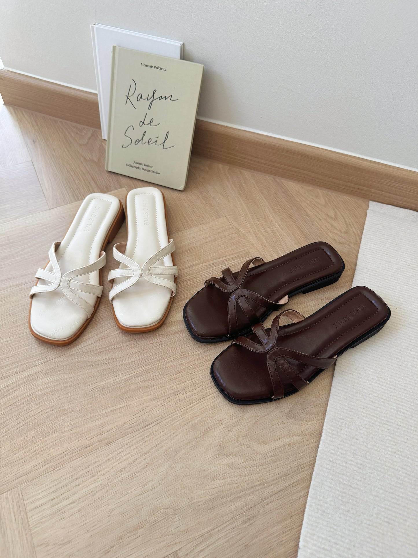 Noelly Strappy Comfy Sandals (Rich Brown)