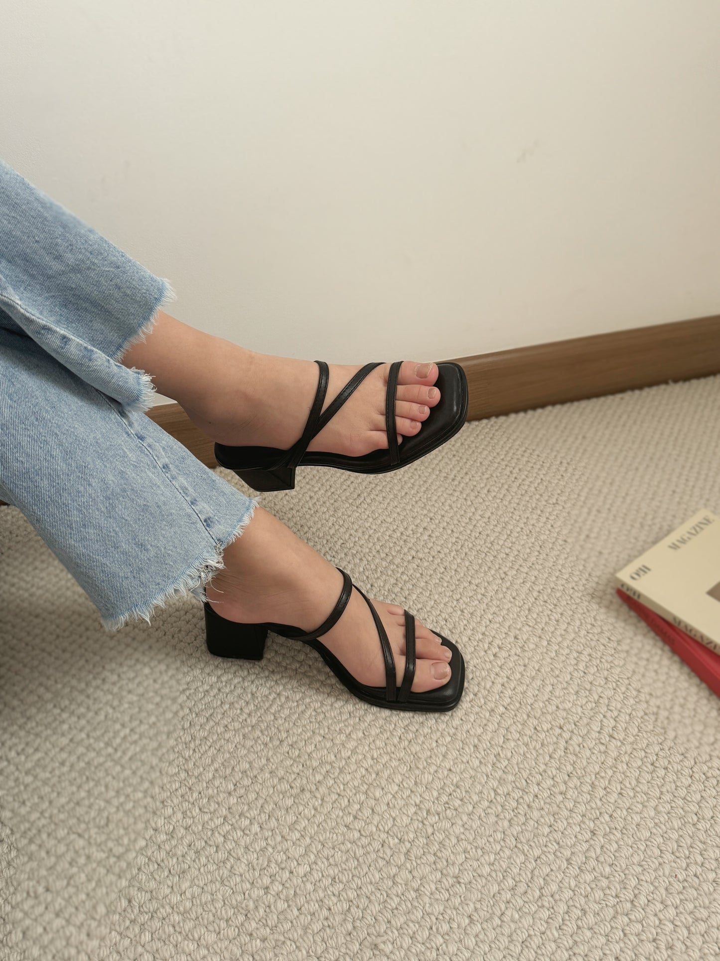 Lucie Strappy Comfy Heels (Black)