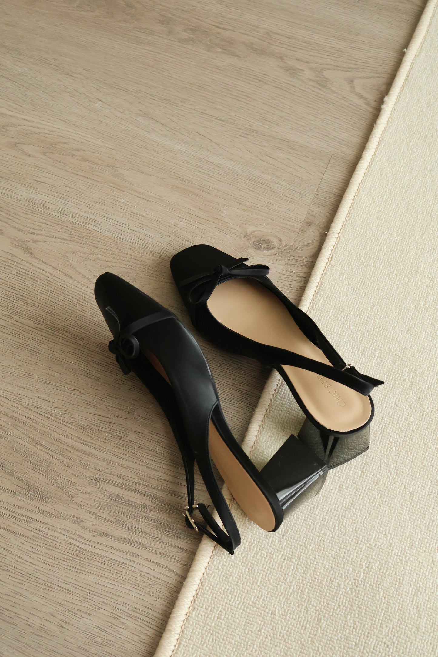 Rynn Bow Slingback Heels (Black)
