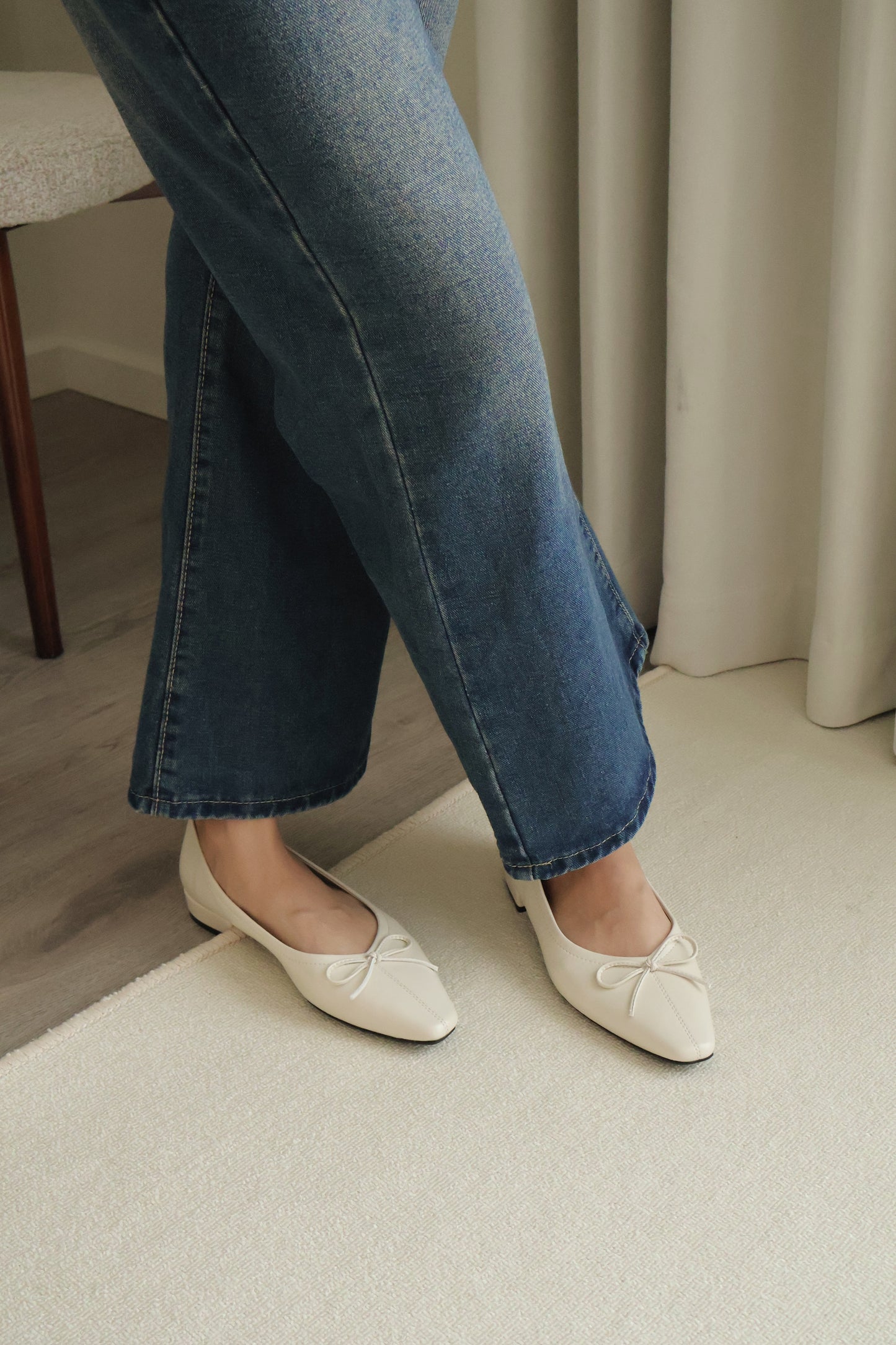 Alisha French Bow Low Flats (Cream White)