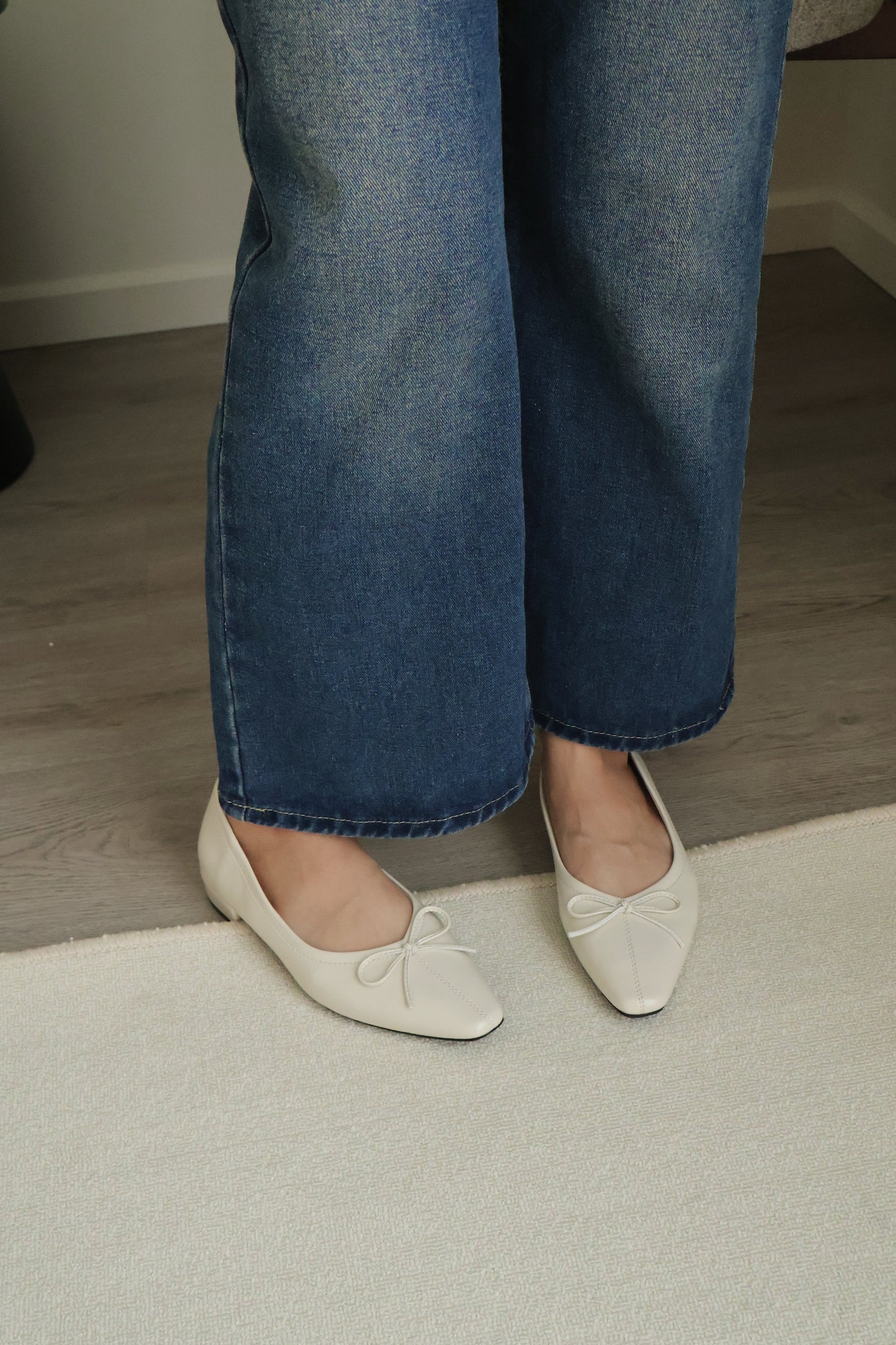 Alisha French Bow Low Flats (Cream White)