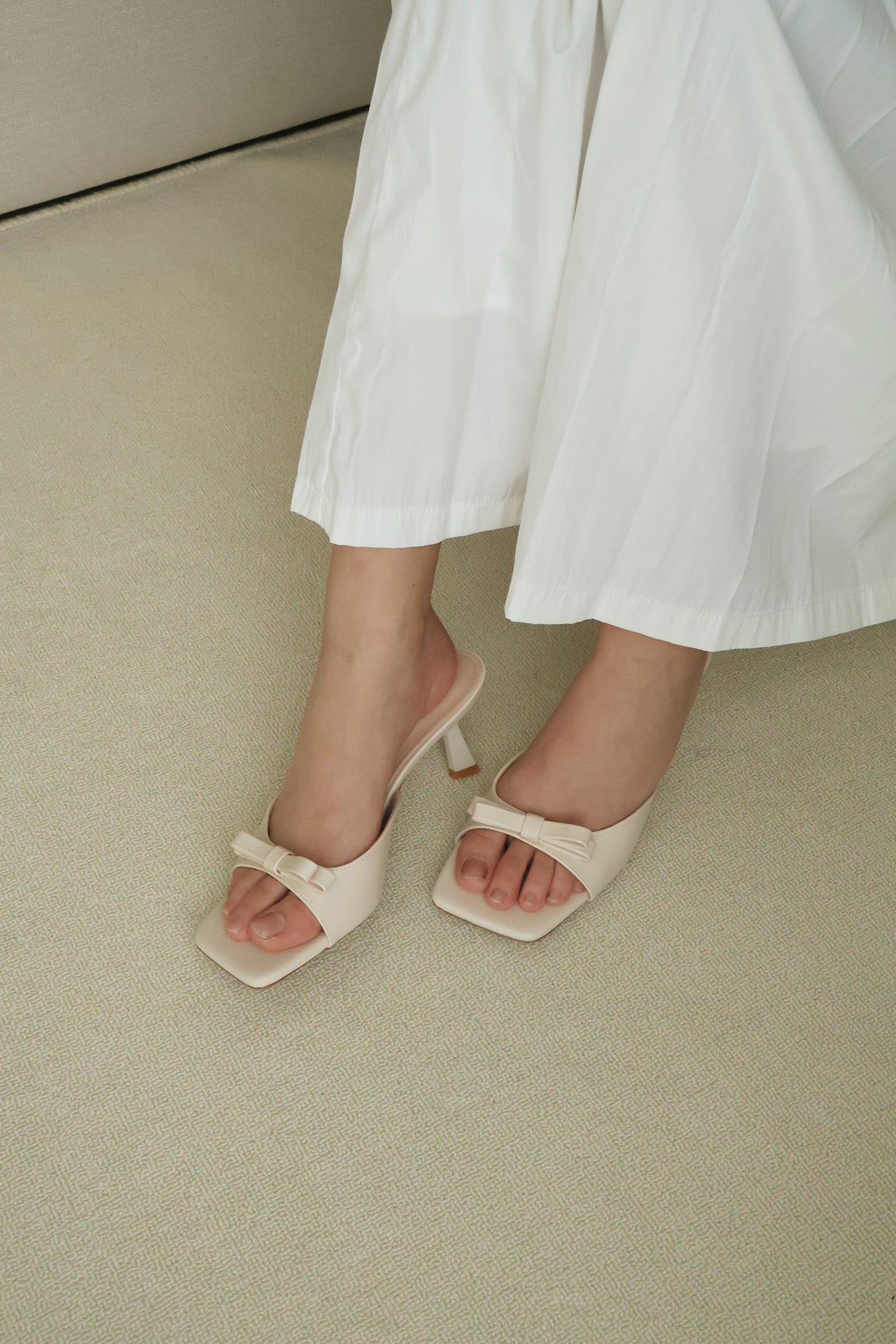 Masha Bow Slip On Heels (Cream White)