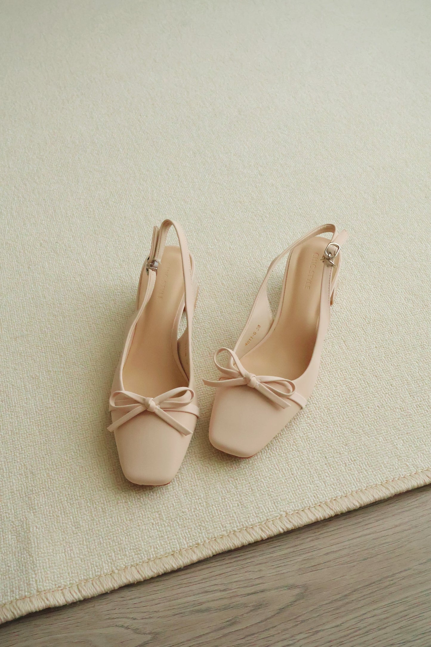Rynn Bow Slingback Heels (Beige)