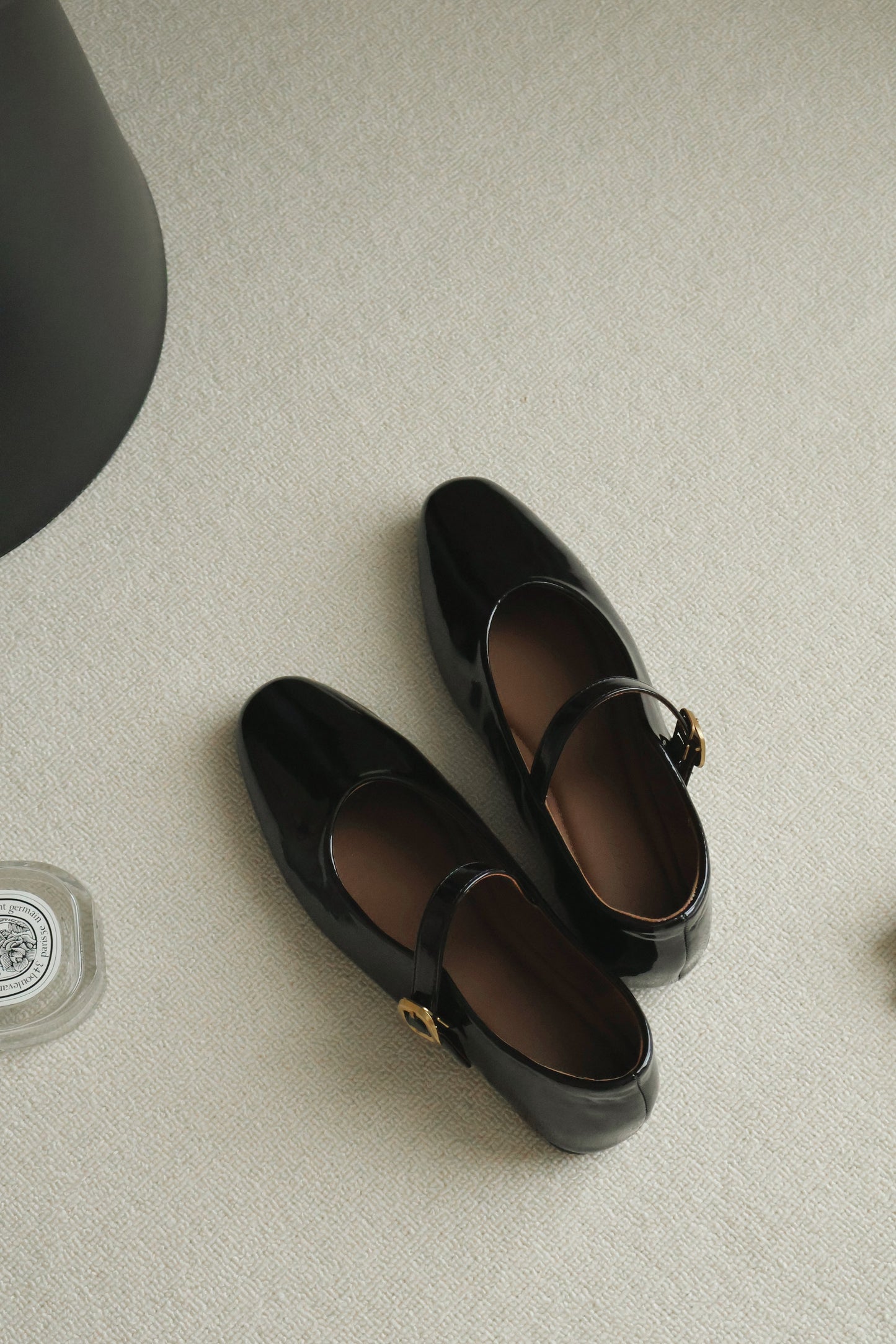 Nori Glossy Mary Jane Flats (Black)