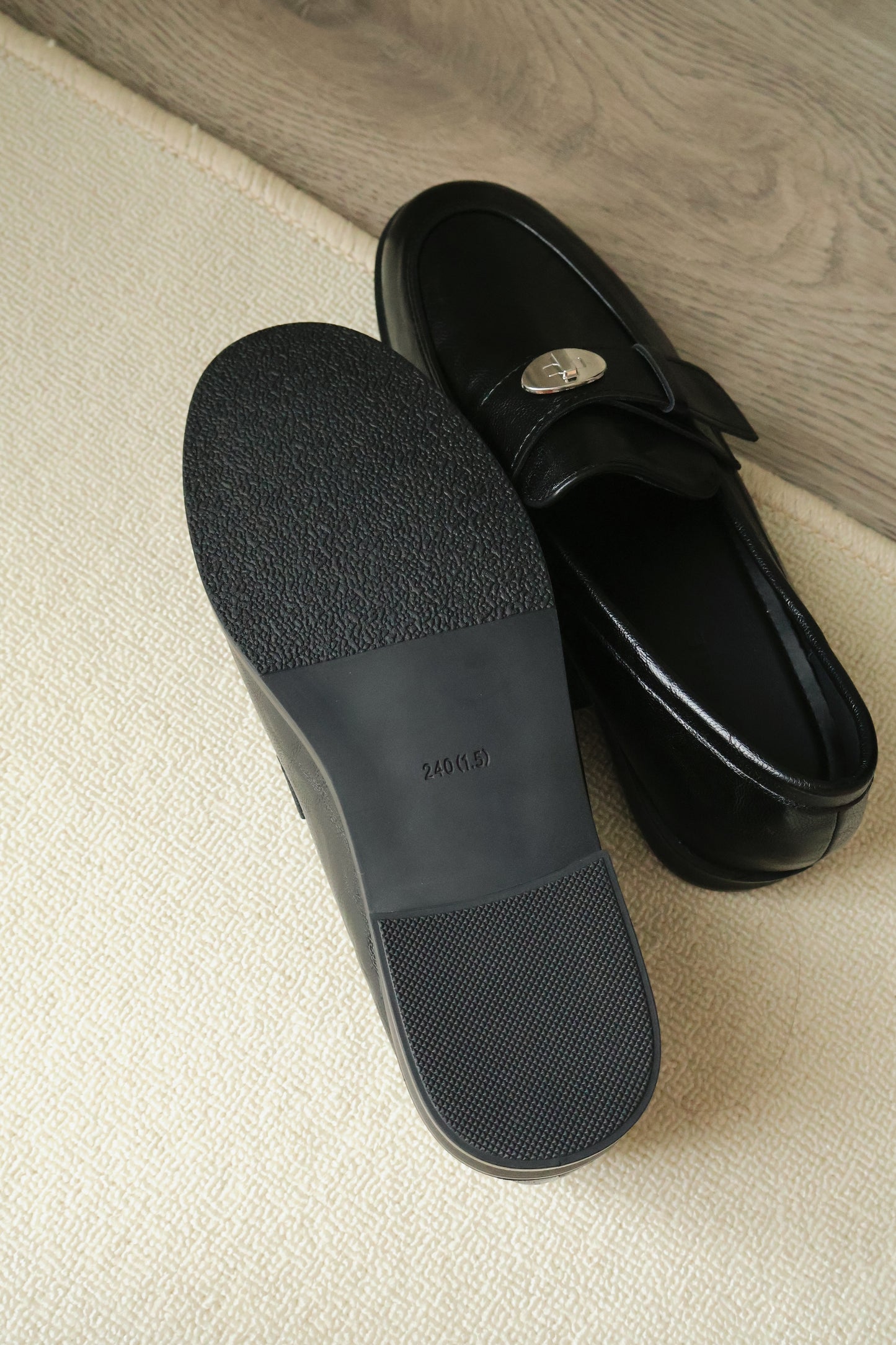 Mollie Penny Loafers (Black)