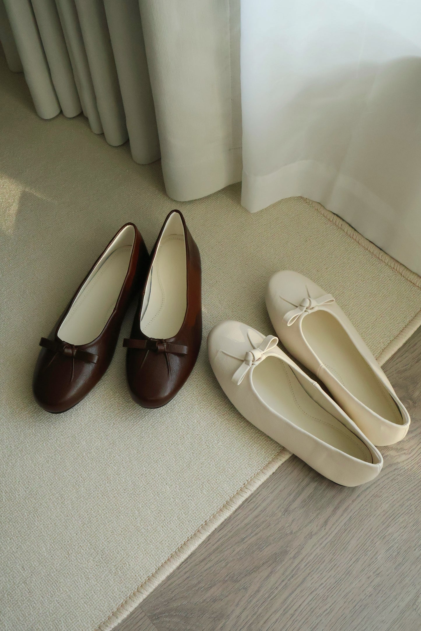 Verrin Pleated Bowknot Flats (Apricot)