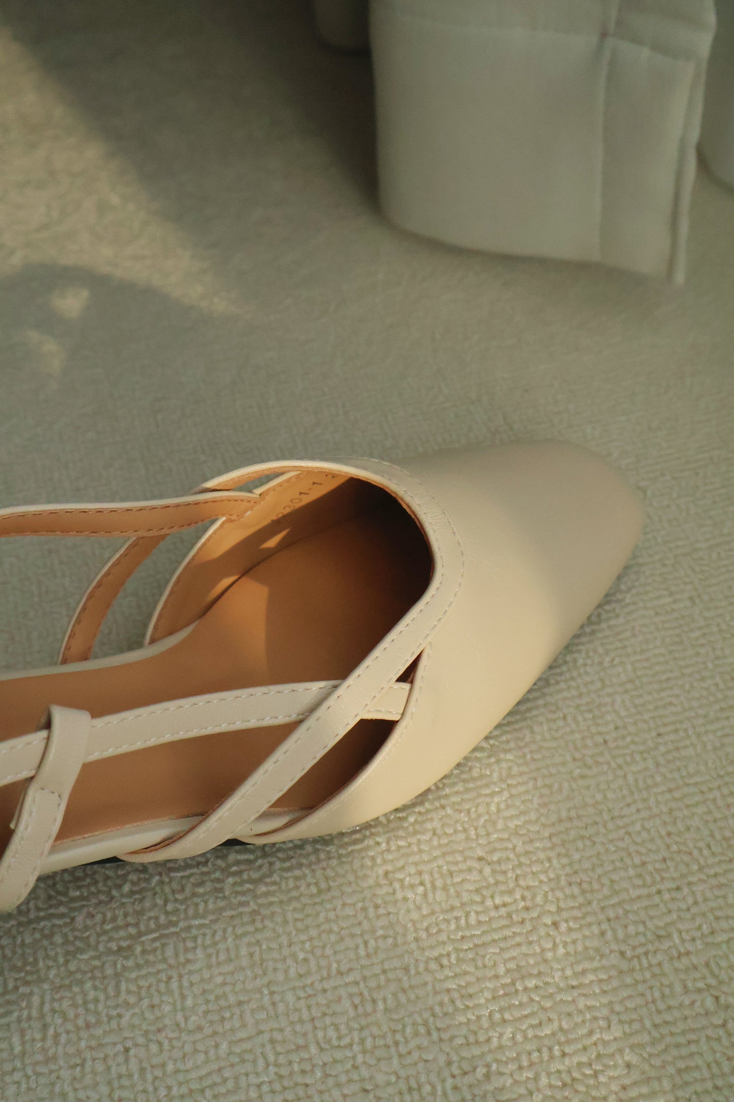Orianna Slingback Heels (Cream White)
