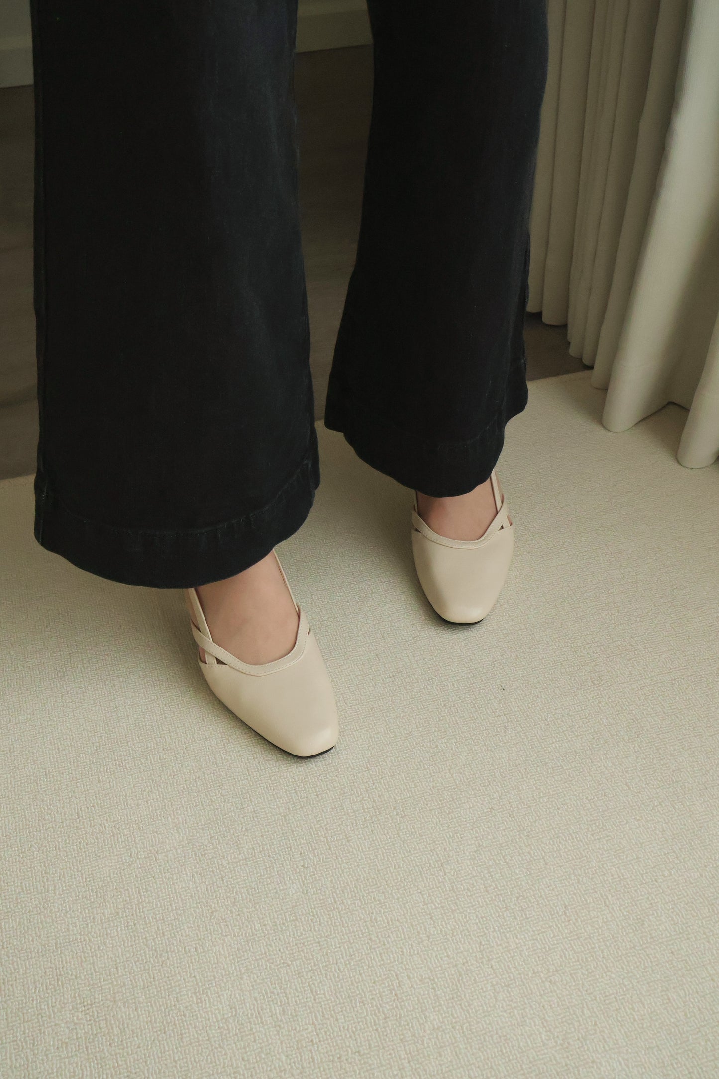 Orianna Slingback Heels (Cream White)