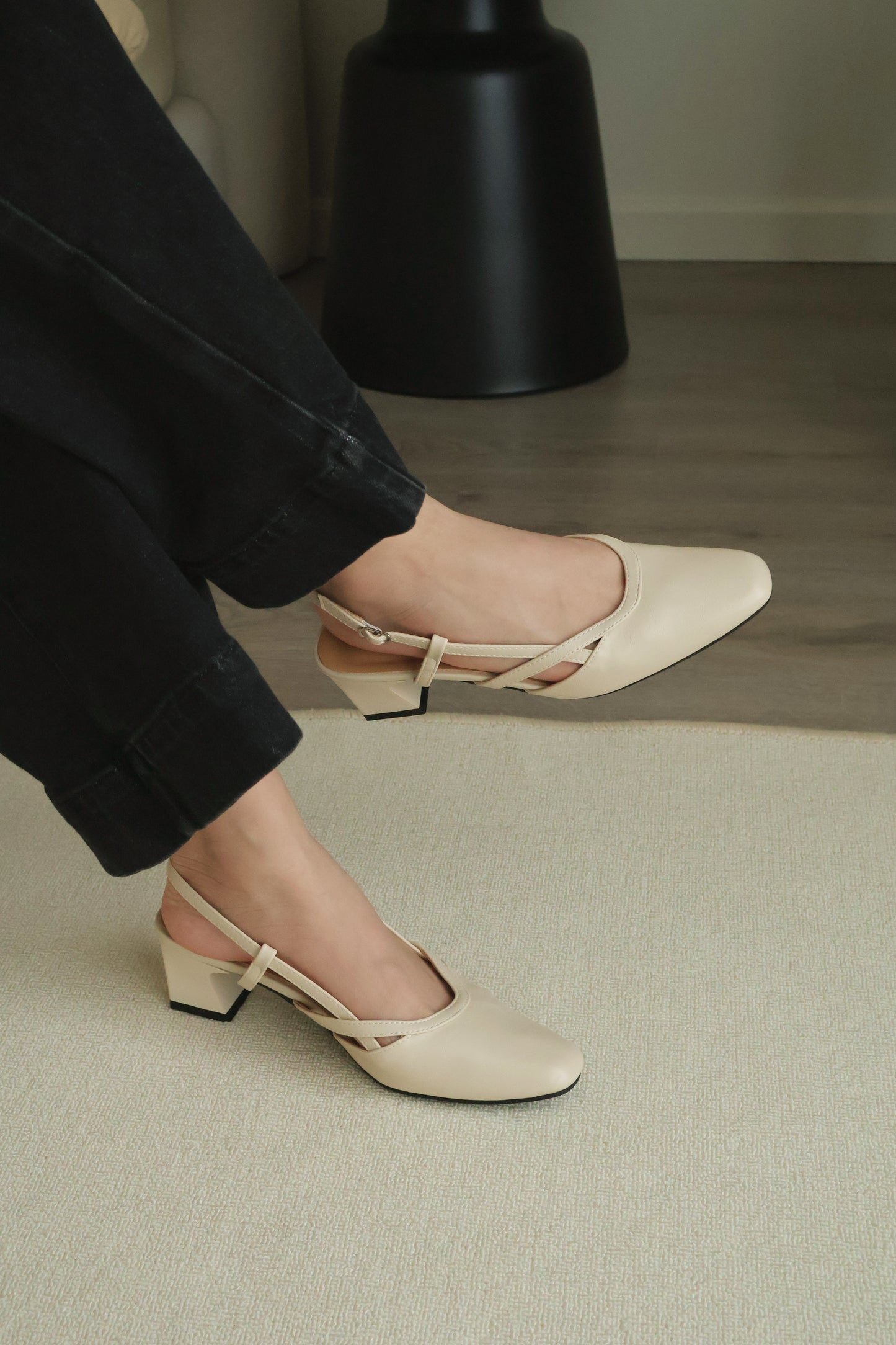 Orianna Slingback Heels (Cream White)