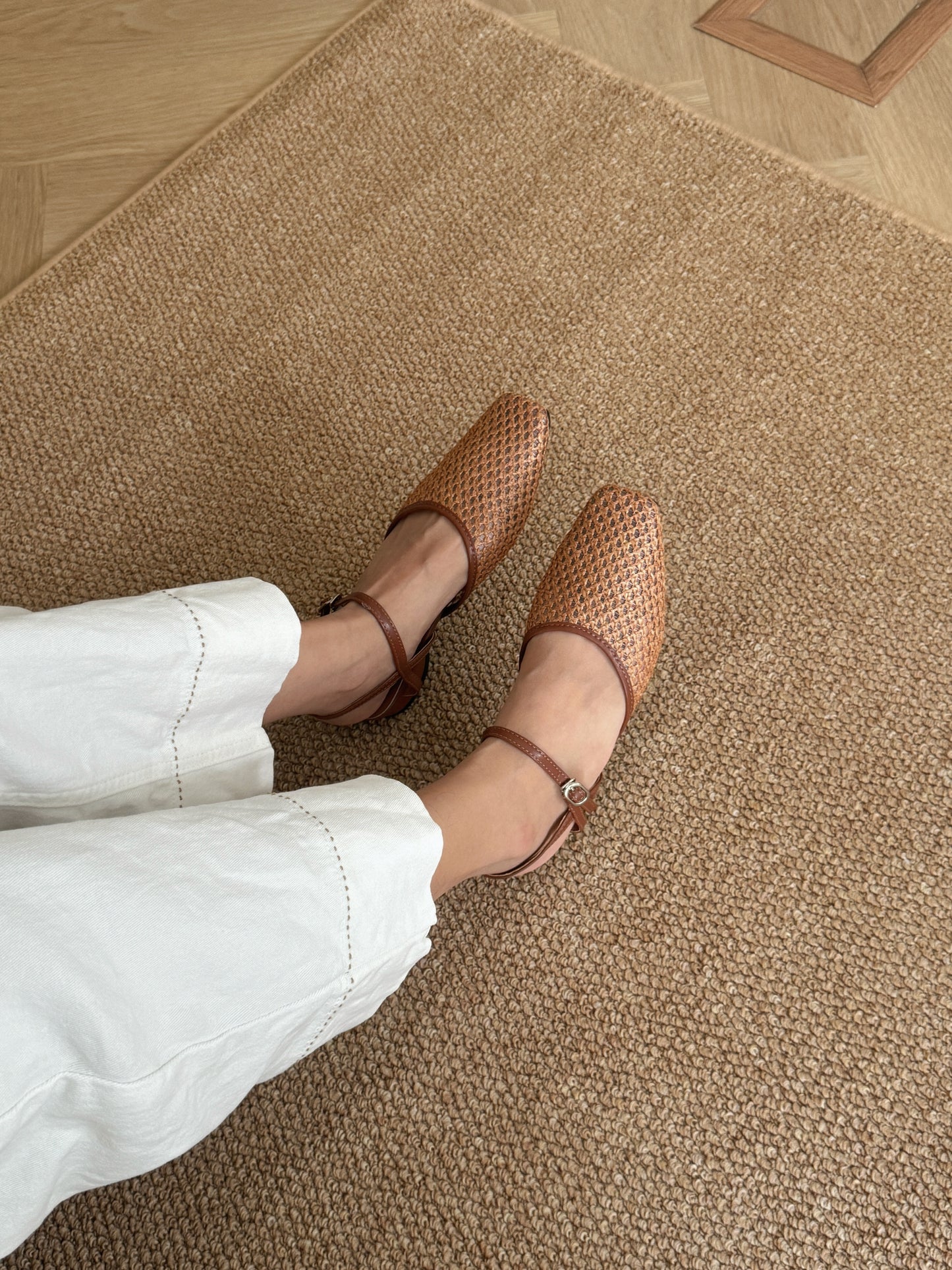 Arizona Woven Closed-Toe Sandals (Brown)