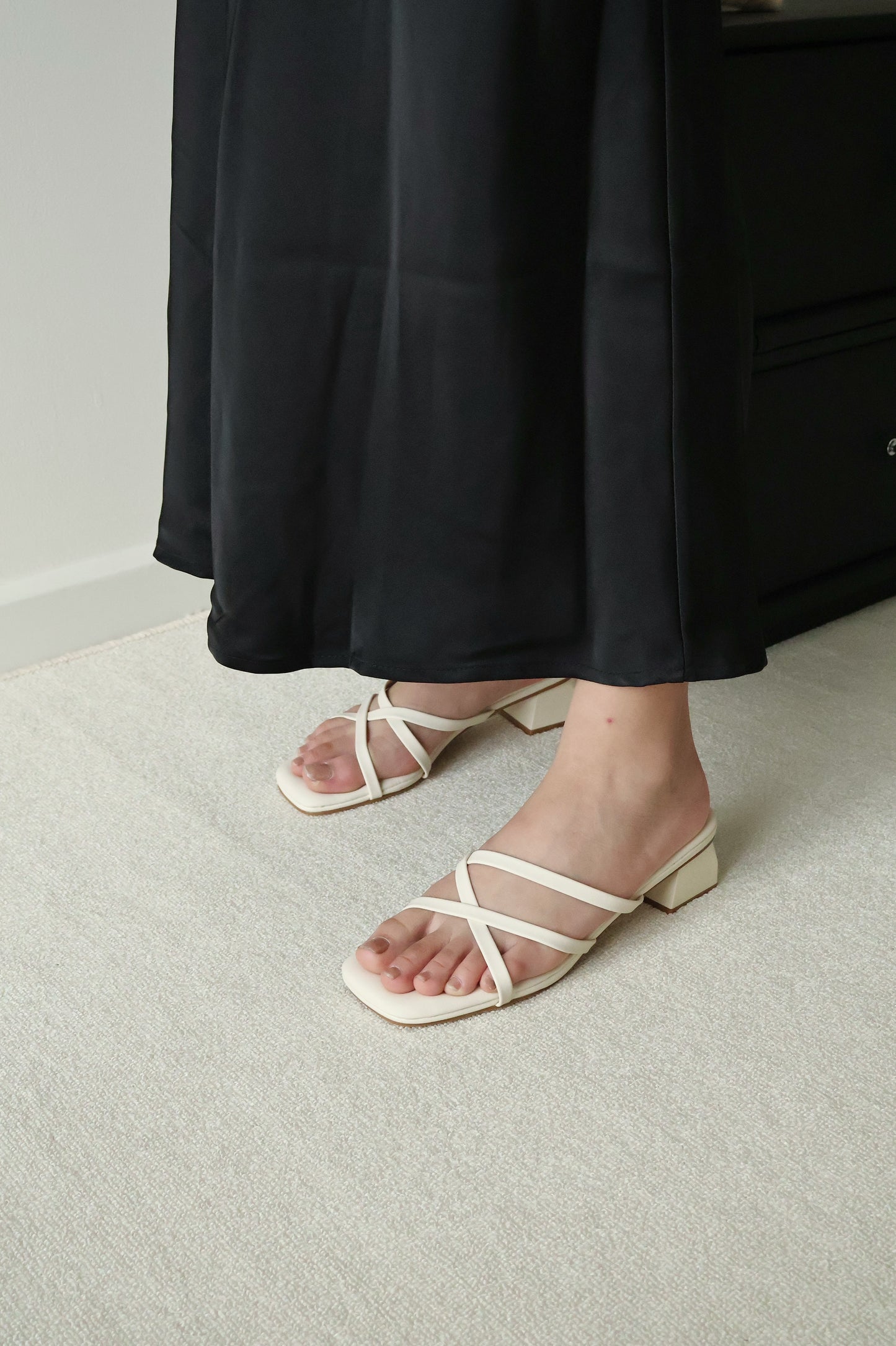 Della Strappy Block Heels (Cream White)