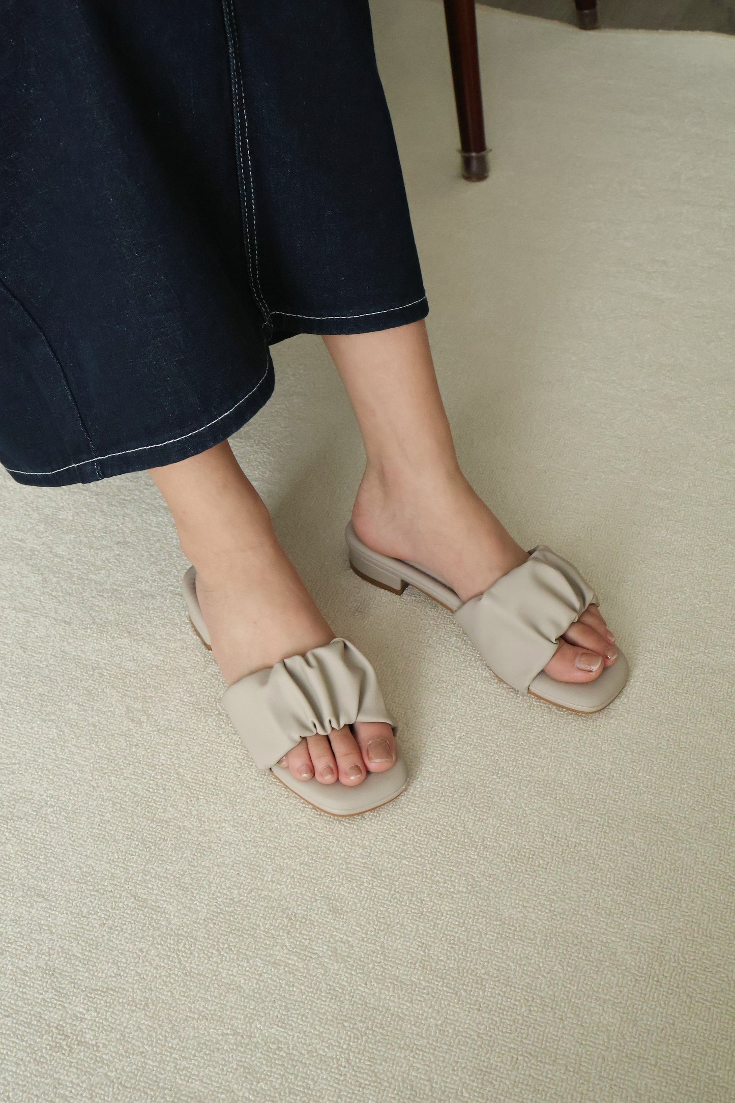 Faye Ruched Low Heel Sandals (Greige)