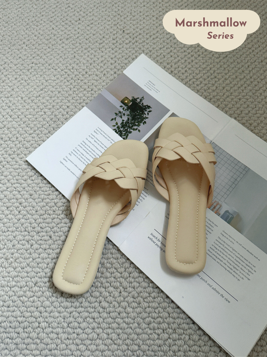 Doris Interwoven Comfy Sandals (Beige) *Wide feet 38/39/40 only