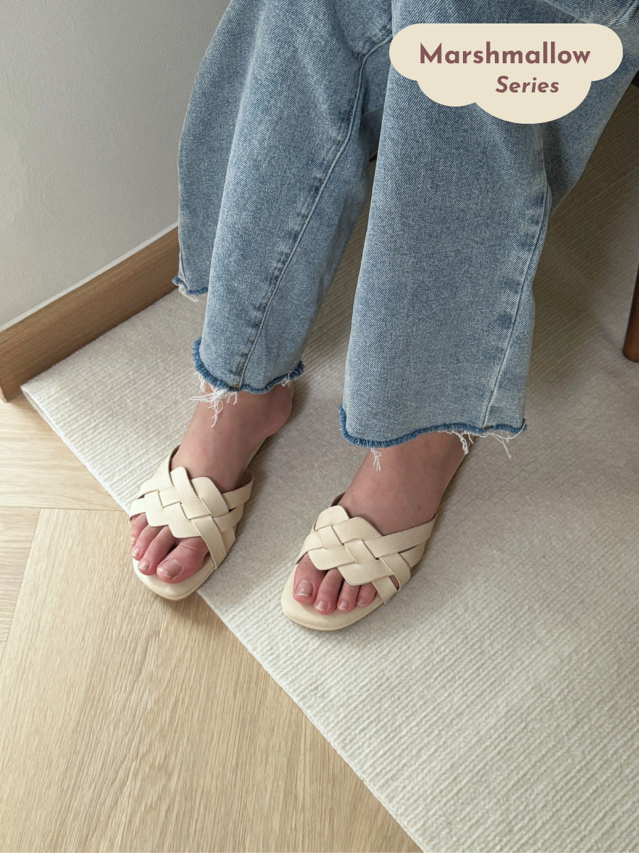 Doris Interwoven Comfy Sandals (Beige)