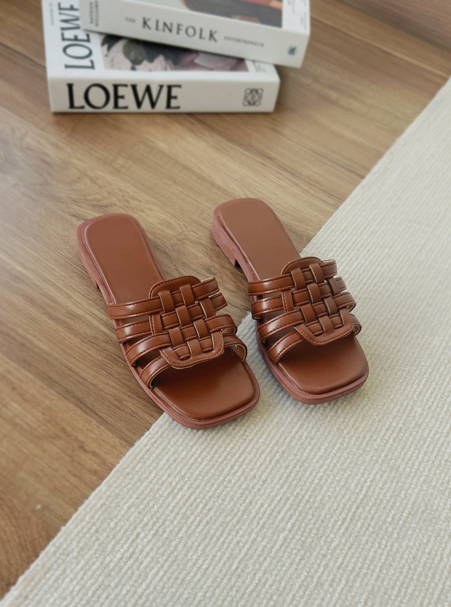 Naomi Quilt Flat Sliders (Brown)